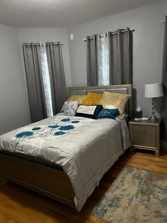 Brand New Luxury Rooms Near Downtown Boston Exterior photo