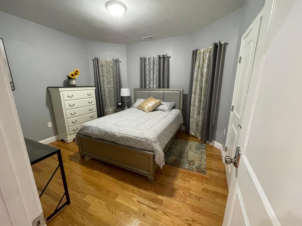 Brand New Luxury Rooms Near Downtown Boston Exterior photo