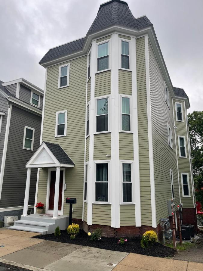 Brand New Luxury Rooms Near Downtown Boston Exterior photo