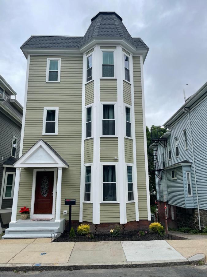 Brand New Luxury Rooms Near Downtown Boston Exterior photo