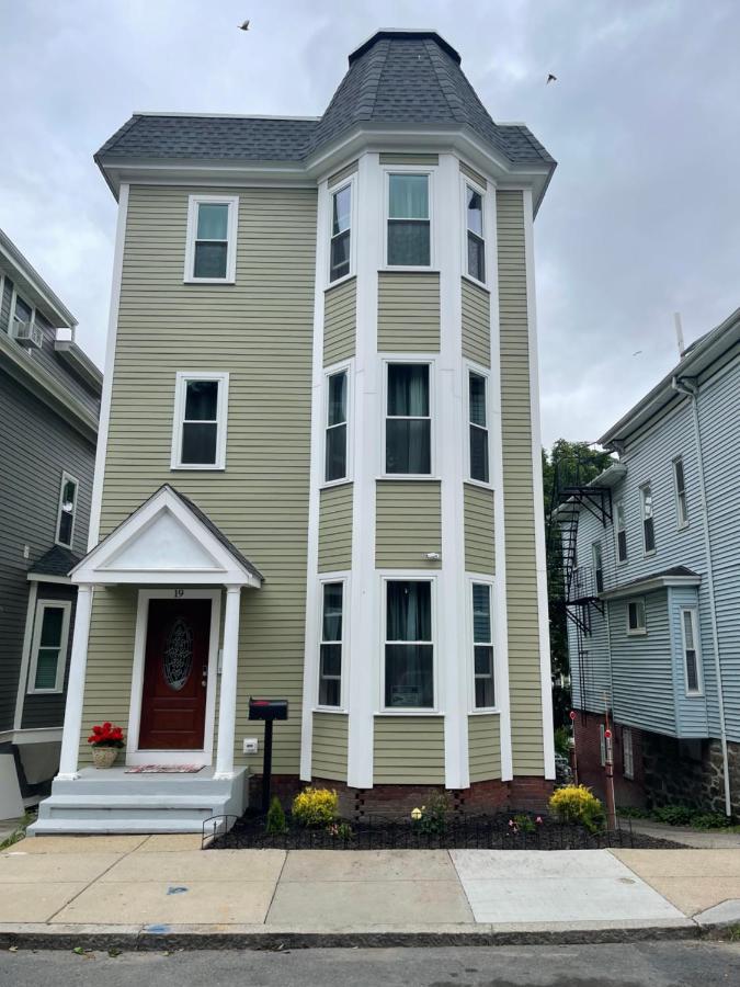 Brand New Luxury Rooms Near Downtown Boston Exterior photo